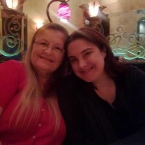 Meet your Posher, Alicia